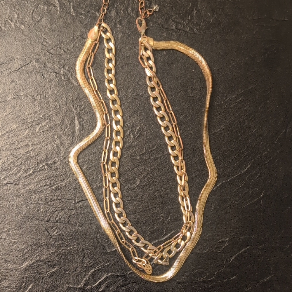 Elegant Gold and Silver Chain Necklace